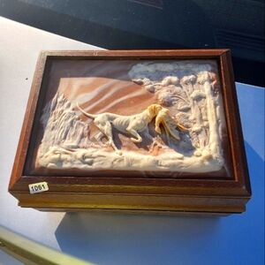 Vintage GTE deco telephone in Faux wood box hunting dog scene on lid